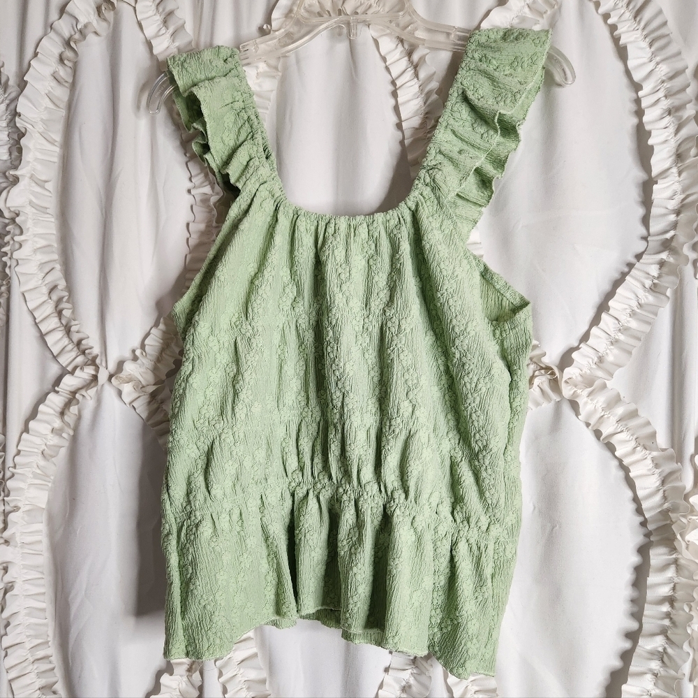 Stitch And Feather Sleeveless Bohemian Green Ruffle Top Stretch Floral sz Large
